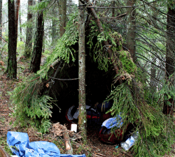emergency-shelter-camp